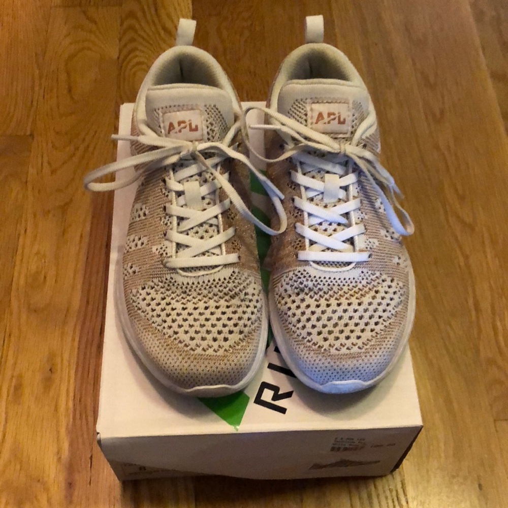 APL Techloom Pro Sneakers